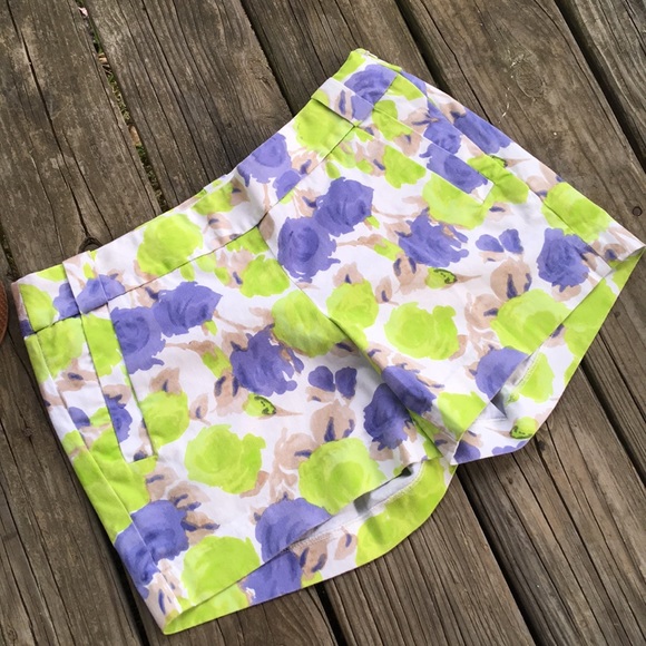 J. Crew Pants - J. Crew Floral Pattern Cotton Shorts Sz 6
